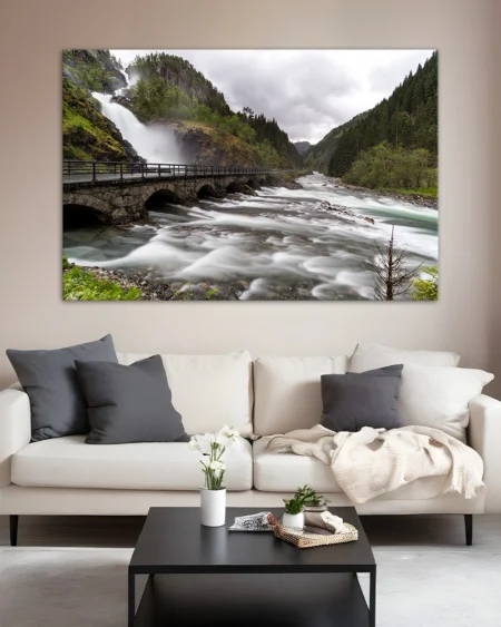 Cascada Låtefossen, Norvegia