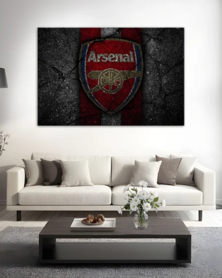 Puterea Arsenal – Emblema înconjurată de detalii crăpate